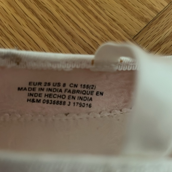 White Ballerina from HM. Size 25 - Picture 4 of 5